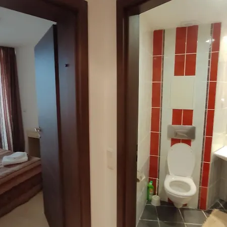 Marina Aparthotel 3*