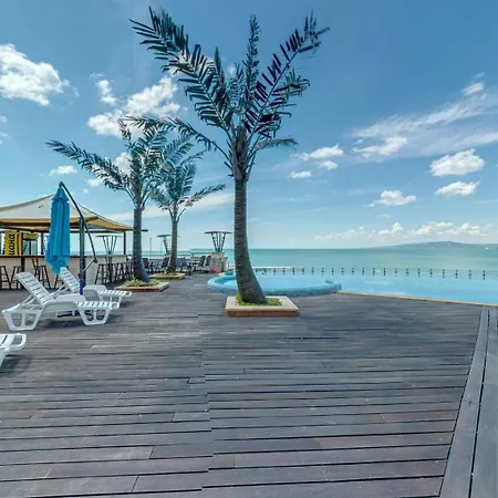 Marina Aparthotel Baltsjik