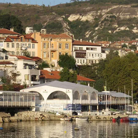 Appart hôtel Marina 3*