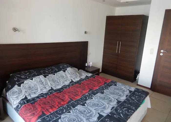 Aparthotel Marina Balchik