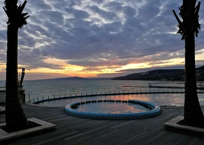 Appart hôtel Marina 3*